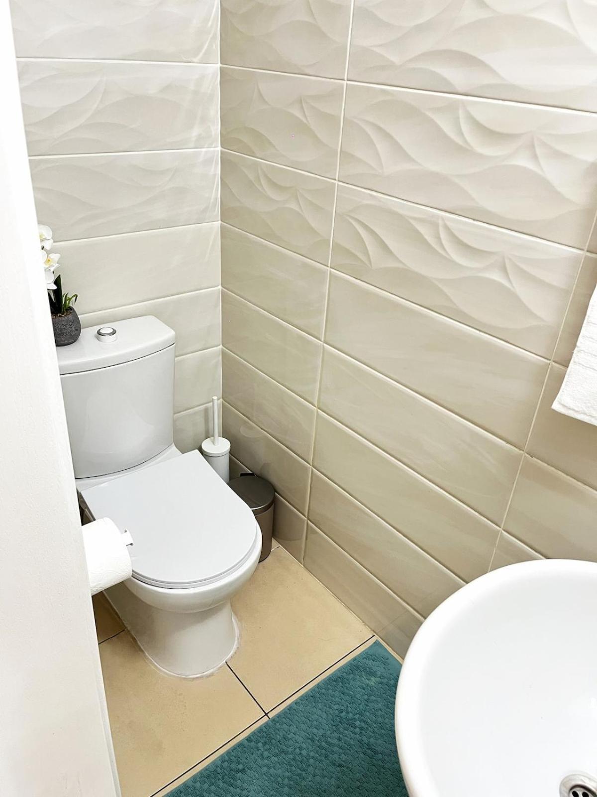 Weekend Apartments 3Br Kyrenia  Bagian luar foto