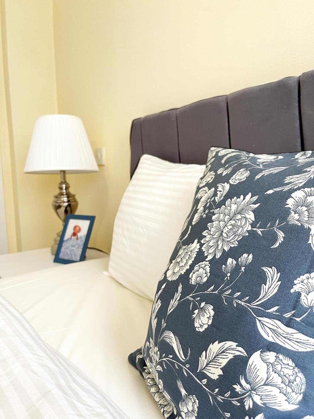 Weekend Apartments 3Br Kyrenia  Bagian luar foto